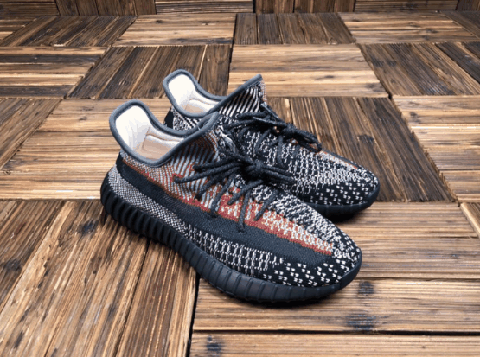 Yeezy350v2满天星黑红开箱测评 Yeezy350v2满天星黑红发售要多少钱