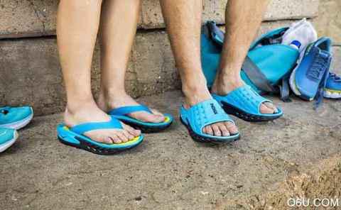 哪款运动拖鞋可沾水 耐克阿迪达斯可以沾水的拖鞋推荐