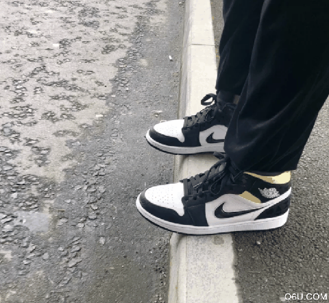 AJ1 Mid Quai54开箱测评 AJ1 Mid Quai54上脚图