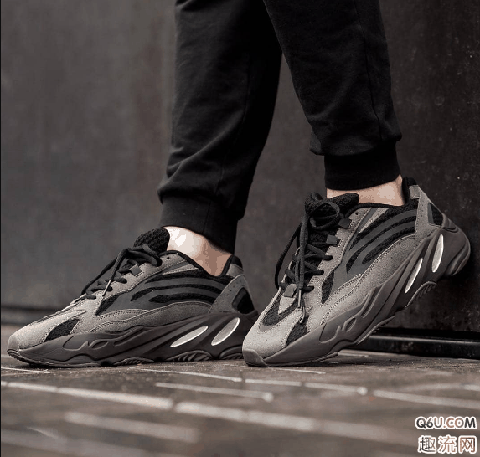 yeezy 700 v2 Vanta高清实物图曝光 yeezy 700 v2黑灰上脚好看吗