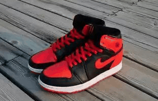 AJ1的发售数量潮牌资讯都十分稀少（AJ1 8孔和9孔有什么区别 为什么很多AJ1没有在官网上发售）