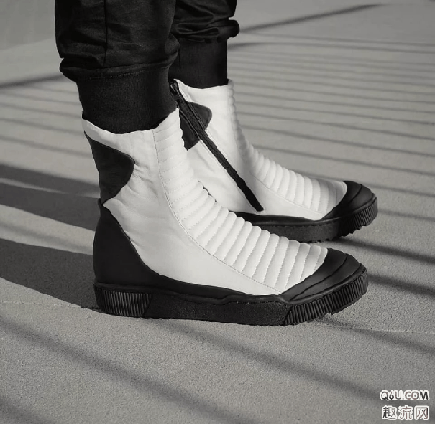 Y-3 的鞋款一直都采潮牌资讯用着 adidas 的最新科技（2018设计最前卫球款有哪些 2018设计最前卫球款盘点）