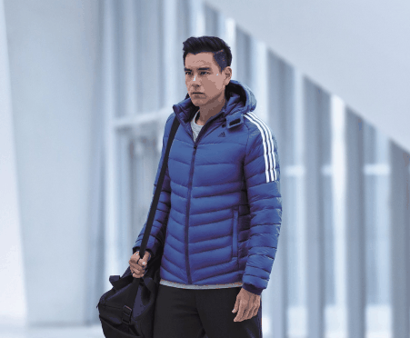 adidas羽绒夹克怎么搭配 羽绒夹克怎么穿才好看