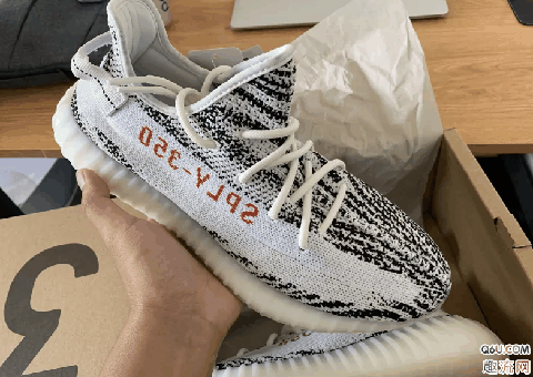 yeezy 350 v2白斑马开箱测评 yeezy 350 v2白斑马会涨价么