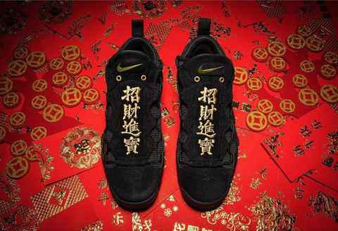 印中文的鞋款有哪些 鞋上有中文的鞋款盘点