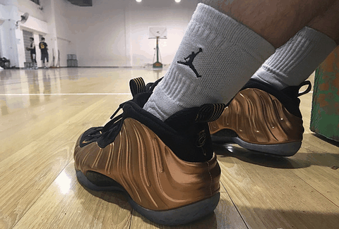 耐克铜色喷泡可以实战吗 Nike Air Foamposite One Copper实战测评