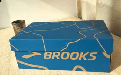  布鲁克斯Glycerin15跑鞋开潮牌信息箱图 收到来自Brooks的小蓝盒（布鲁克斯Glycerin15跑鞋开箱图 Brooks Glycerin15实物赏析测评）