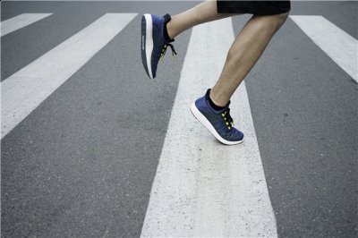 提供出色潮牌商城的耐用性（adidas Climachill Sonic实战测评 adidas Climachill 怎么样）