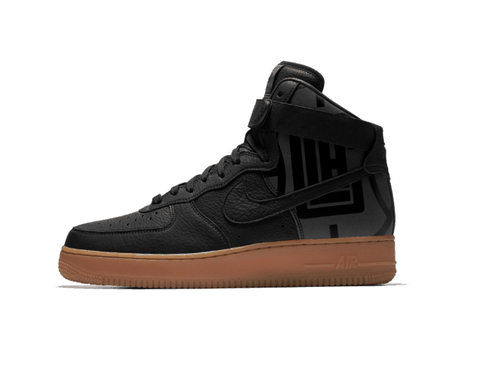 而且是配上潮牌商城了反光元素（耐克AF1高帮全新NBA系列好看吗 Air Force 1 Hi PRM NIKEiD美图欣赏）