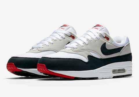  耐克Air Max 1元年版本黑曜潮牌商城石配色好看吗 最早在2013年出现（耐克Air Max 1元年版本黑曜石配色怎么样 Nike Air Max 1 OG “Obsidian”多少钱）