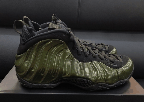 给人一种军潮牌信息队的气息（Nike Air Foamposite One “Legion Green”怎么样 Nike Air Foamposite One “Legion Green”深度赏析）