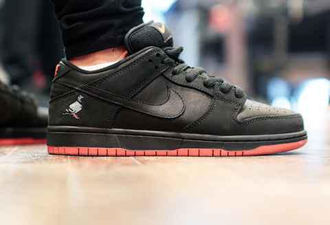 NIKE SB Dunk “Pigeon”国内哪些店铺发售 耐克SB黑鸽子短信抽签方法