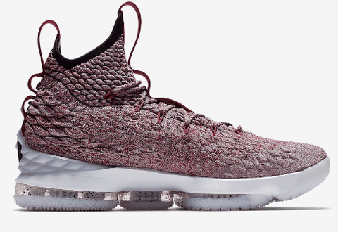 Nike LeBron 15 Wine实战测评 LBJ15打球怎么样