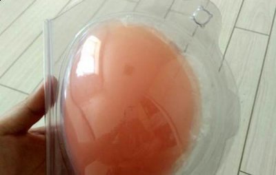  3、先乳胶胸贴上涂抹上适量的肥皂哪种潮牌品牌比较好看？（乳胶胸贴怎么清洗 胸贴多久清洗一次好 ）