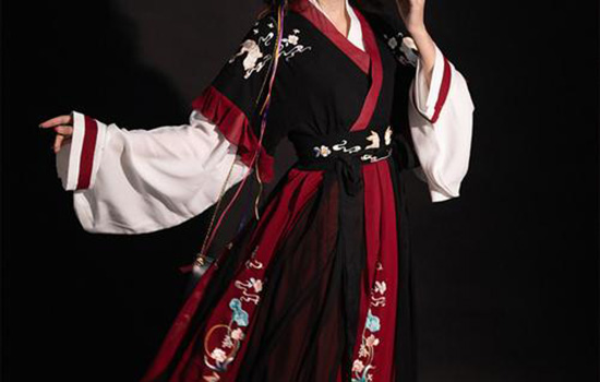 交领汉服怎么穿 汉服交领襦裙的特色 哪种潮牌品牌比较好看？（交领汉服怎么穿 汉服交领襦裙的特色 ）