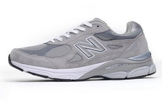 鞋面上绣有N字样、鞋面上有new balance、鞋面上有NB、以系列号作为鞋标 2022秋冬潮牌新款推荐（新百伦的标志有几种 用这些方法认识鞋 ）