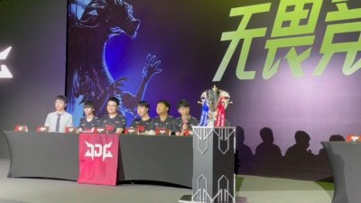 JackeyLove：赢了我，你就是现役LPL最强AD 玩家最喜爱潮牌有哪些？（JackeyLove：赢了我，你就是现役LPL最强AD）